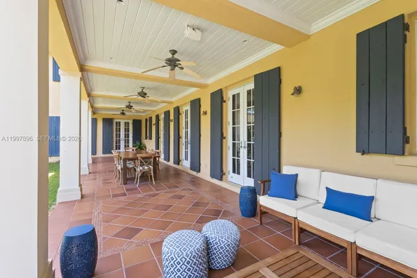$6,950,000 | 685 Harbor Lane, Key Biscayne, FL 33149