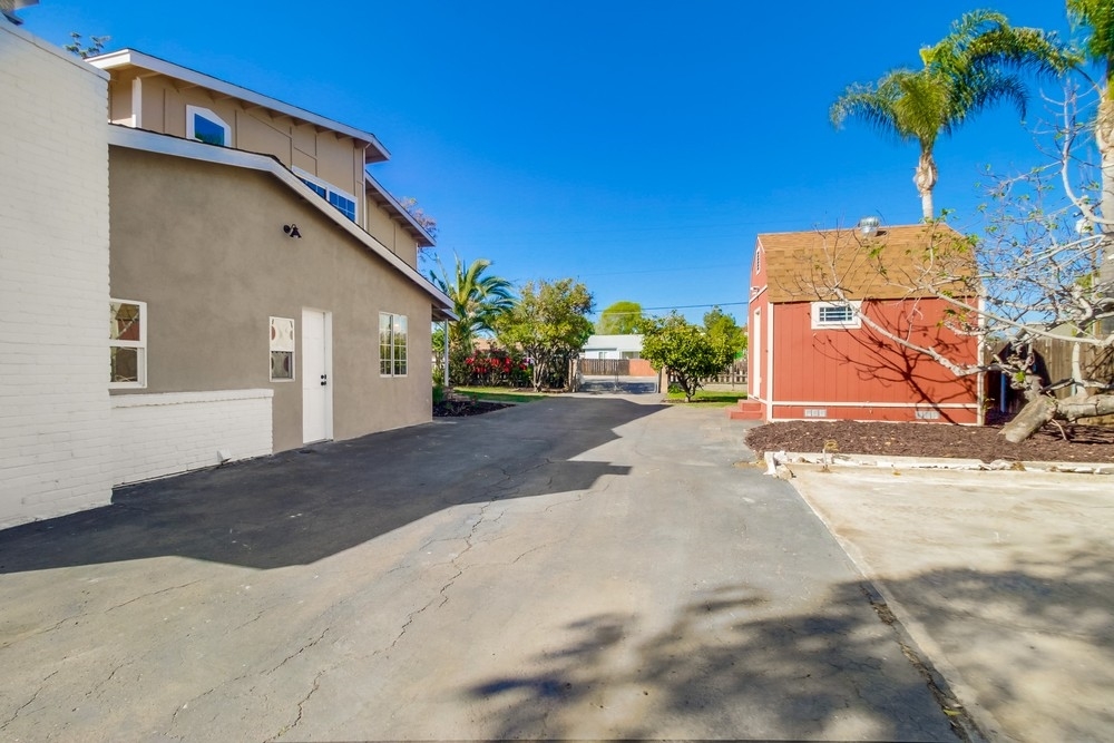 8821 Valencia Street Spring Valley, CA 91977 - Photo 23 of 25