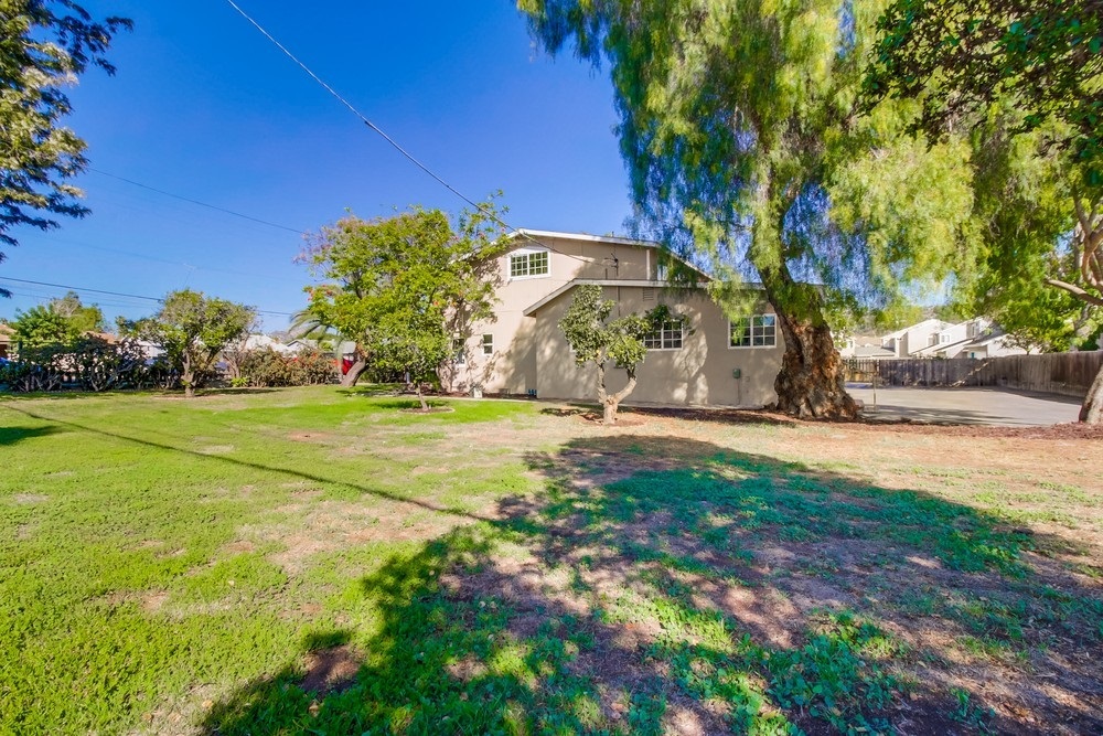 8821 Valencia Street Spring Valley, CA 91977 - Photo 24 of 25 side yard