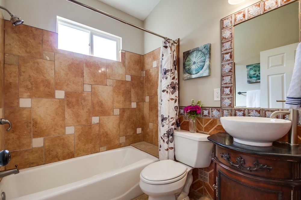 8821 Valencia Street Spring Valley, CA 91977 - Photo 7 of 25