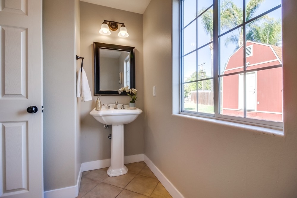 8821 Valencia Street Spring Valley, CA 91977 - Photo 8 of 25