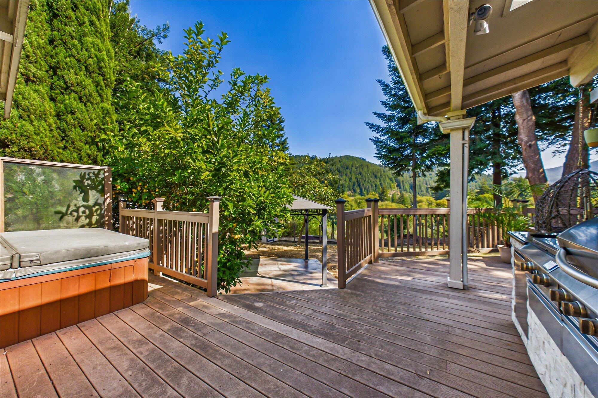 172 Grayland Heights Road Rio Dell, CA 95562 - Photo 38 of 77 Gallery Image 38