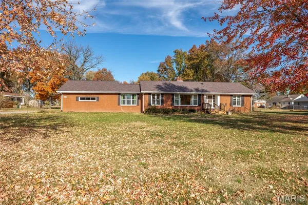 $185,000 | 1015 East Clark Street, Litchfield, IL 62056
