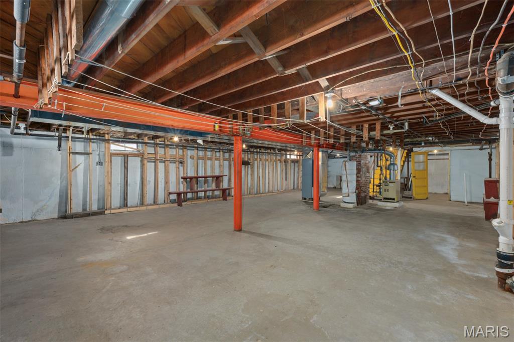 1015 East Clark Street Litchfield, IL 62056 - Photo 28 of 35