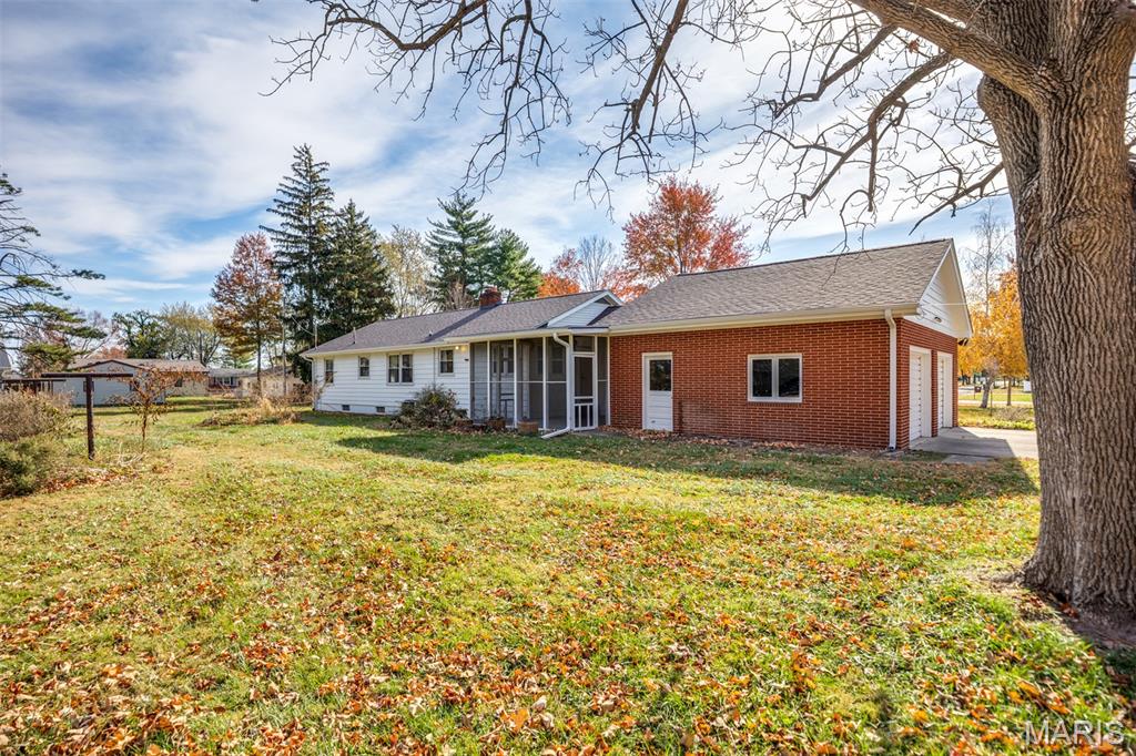 1015 East Clark Street Litchfield, IL 62056 - Photo 31 of 35