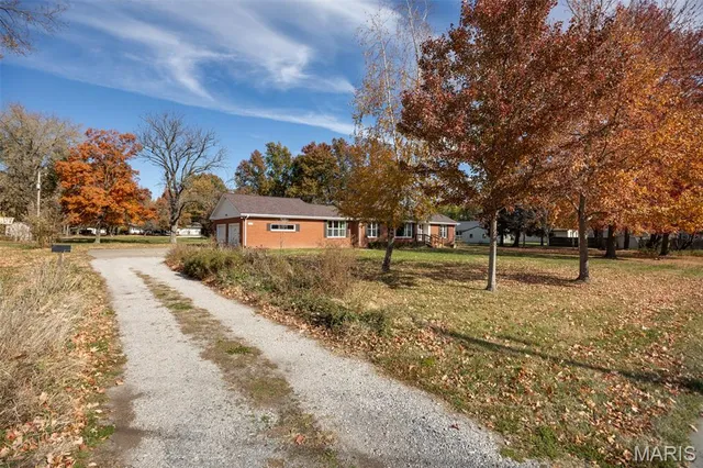 $199,000 | 1015 East Clark Street, Litchfield, IL 62056