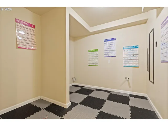 a view of a yard with a street