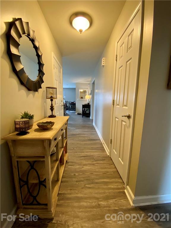 190 Haw River Road Fletcher, NC 28732 - Photo 4 of 32
