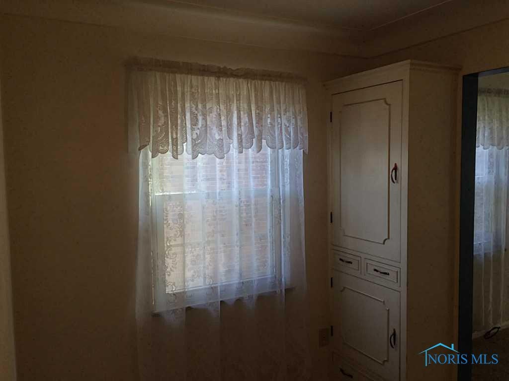 3628 Harley Road Toledo, OH 43613 - Photo 4 of 20 Dining Room.