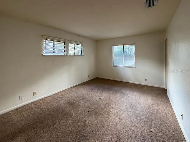 $1,300 | 4190 Northwest 85th Place, Gainesville, FL 32653