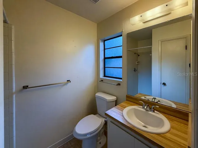 $1,300 | 4190 Northwest 85th Place, Gainesville, FL 32653