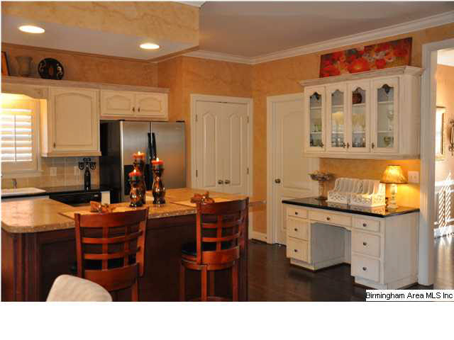 4960 Eagle Crest Road Birmingham, AL 35242 - Photo 3 of 32