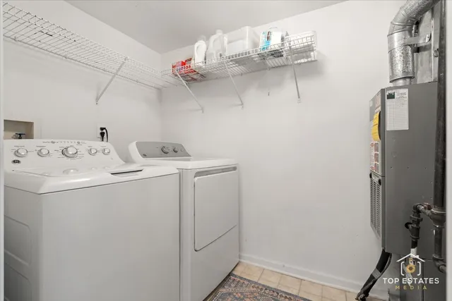 $225,000 | 310 Buckingham Circle, Unit B, Elgin, IL 60120