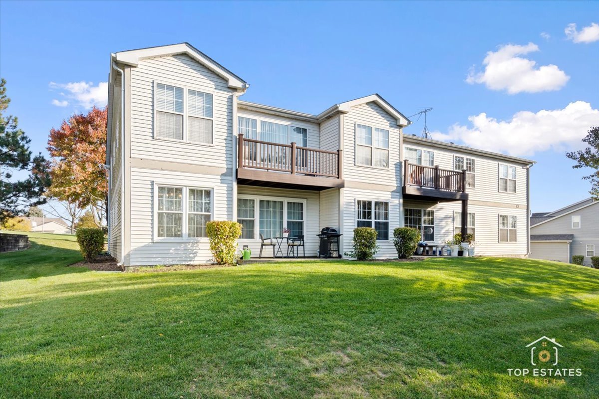 310 Buckingham Circle, Unit B Elgin, IL 60120 - Photo 29 of 36