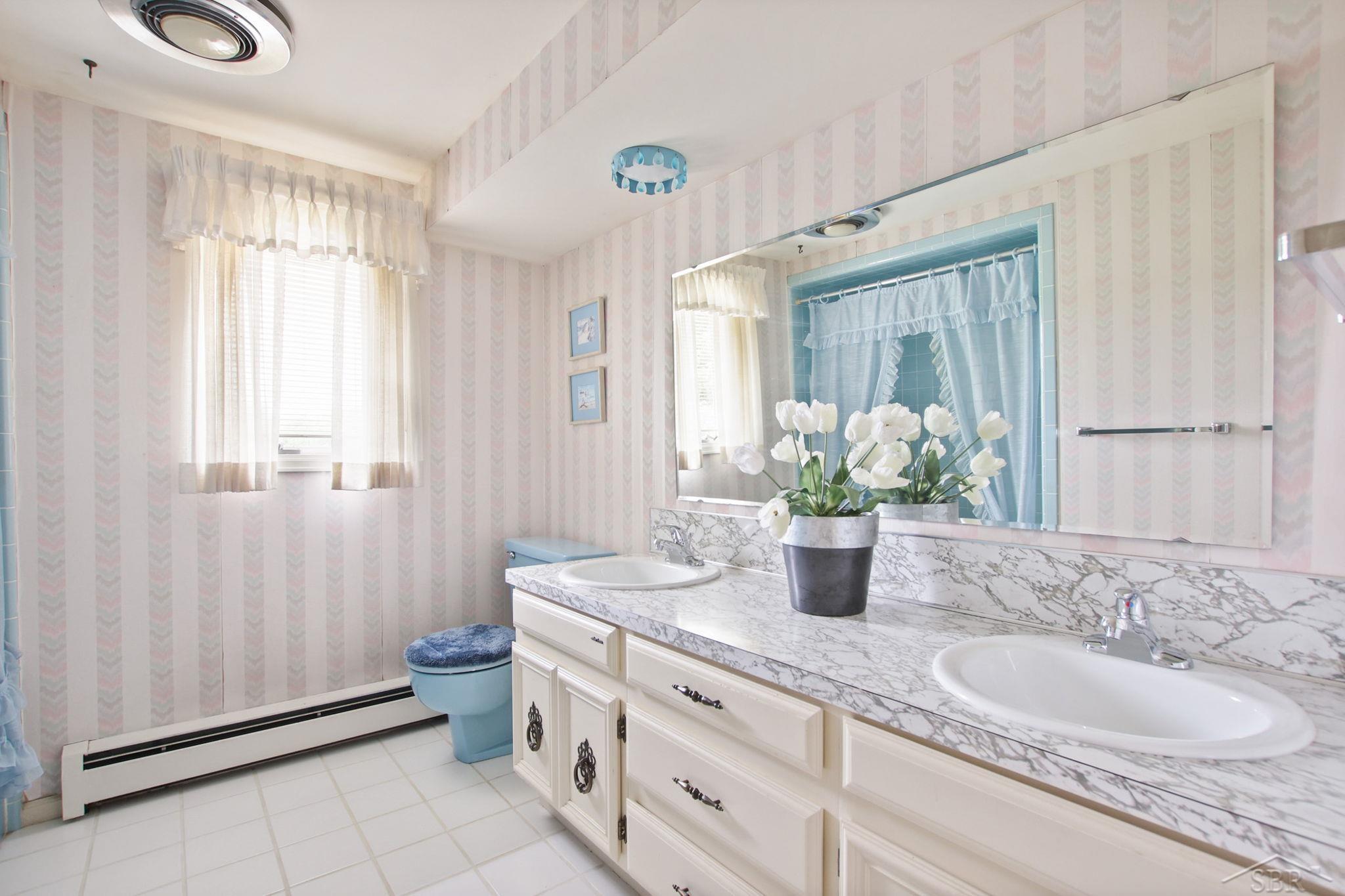 6195 North River Road Freeland, MI 48623 - Photo 45 of 82 50112707-44.JPG
