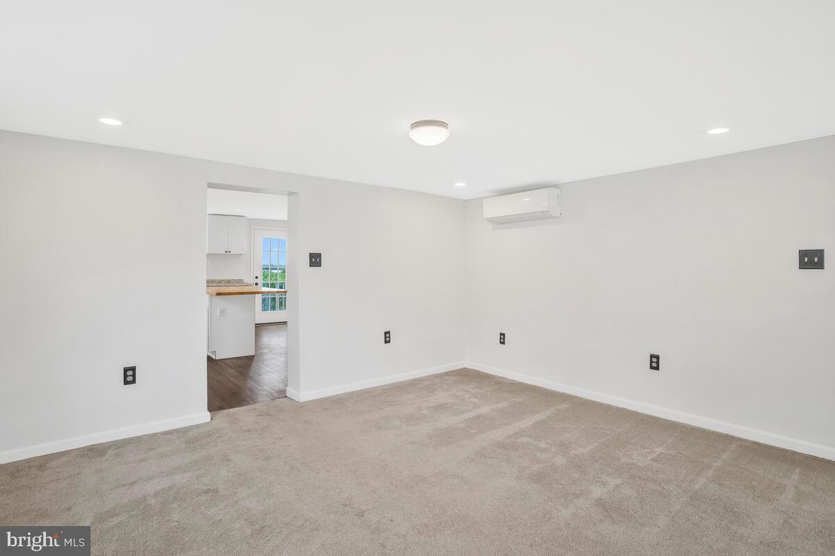 2985 Florence Road Woodbine, MD 21797 - Photo 12 of 34 living/dining areas