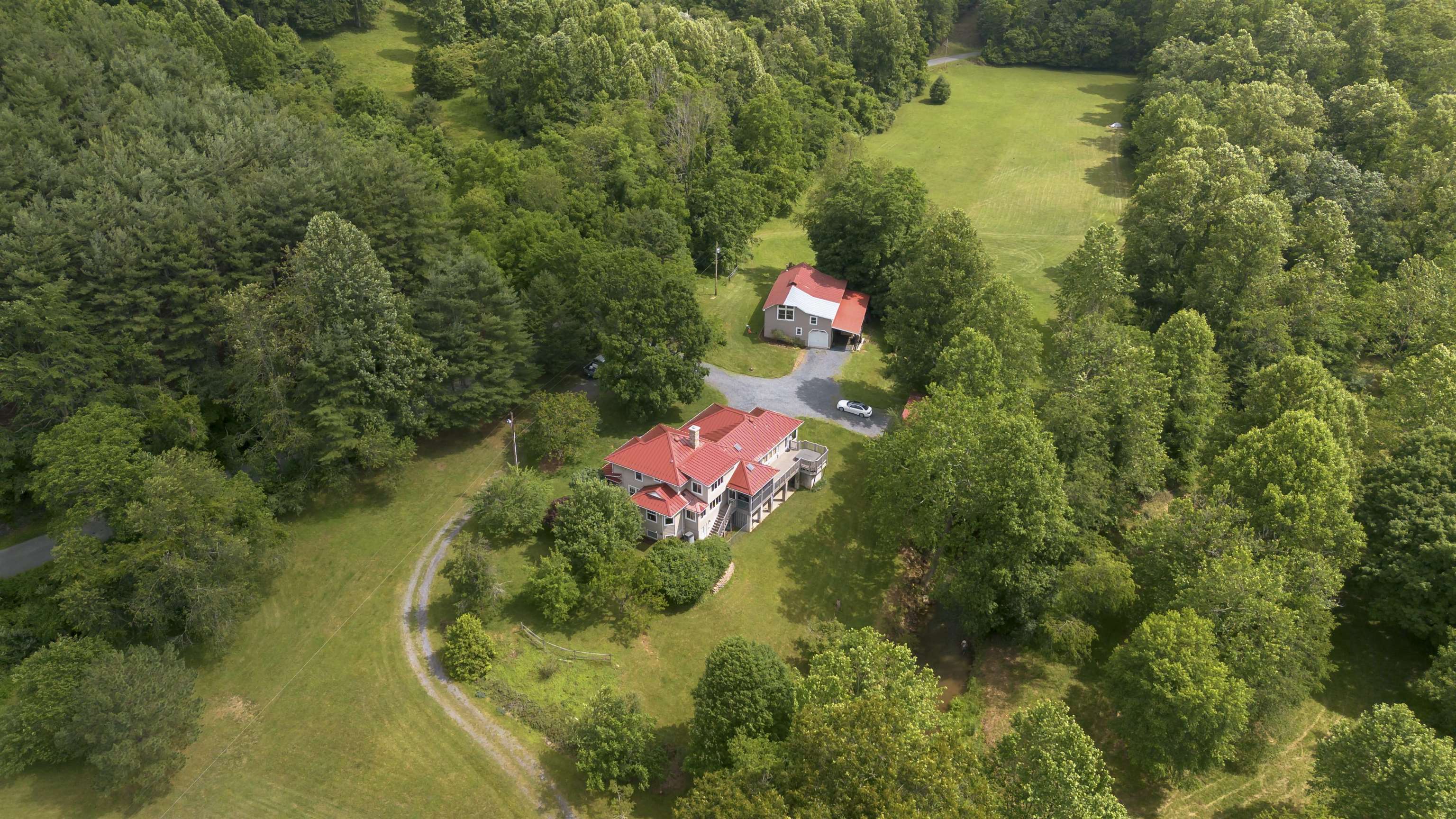 7304 Dry Run Road Williamsville, VA 24487 - Photo 7 of 57