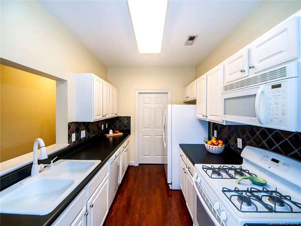 5601 Fairview Road, Unit 20 Charlotte, NC 28209 - Photo 4 of 13