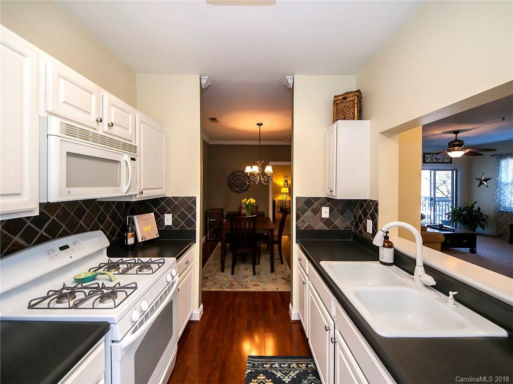 5601 Fairview Road, Unit 20 Charlotte, NC 28209 - Photo 5 of 13