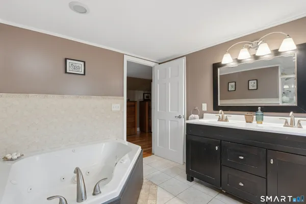 $995,000 | 46 Henderson Drive, Avon, CT 06001