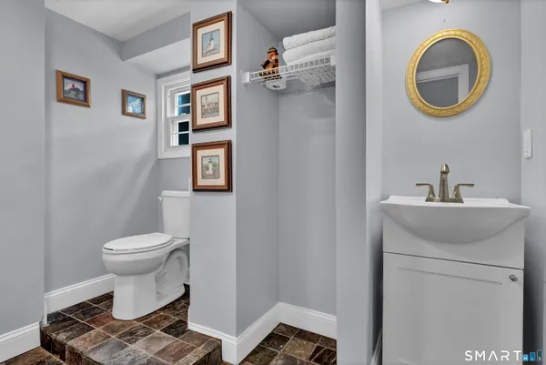 $995,000 | 46 Henderson Drive, Avon, CT 06001