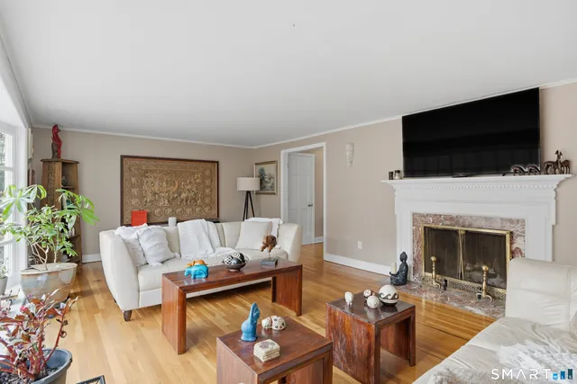 $995,000 | 46 Henderson Drive, Avon, CT 06001