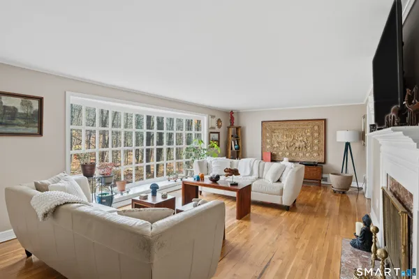 $995,000 | 46 Henderson Drive, Avon, CT 06001