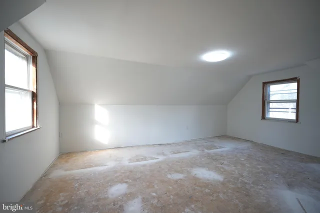 a view of backyard space