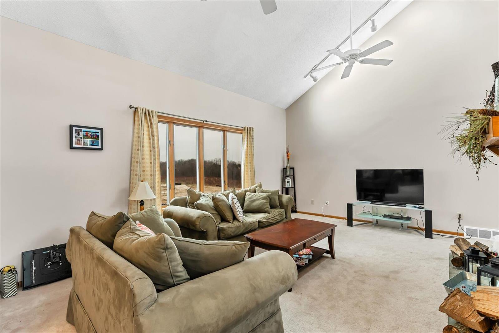 1680 Duello Road Lake St. Louis, MO 63367 - Photo 14 of 31