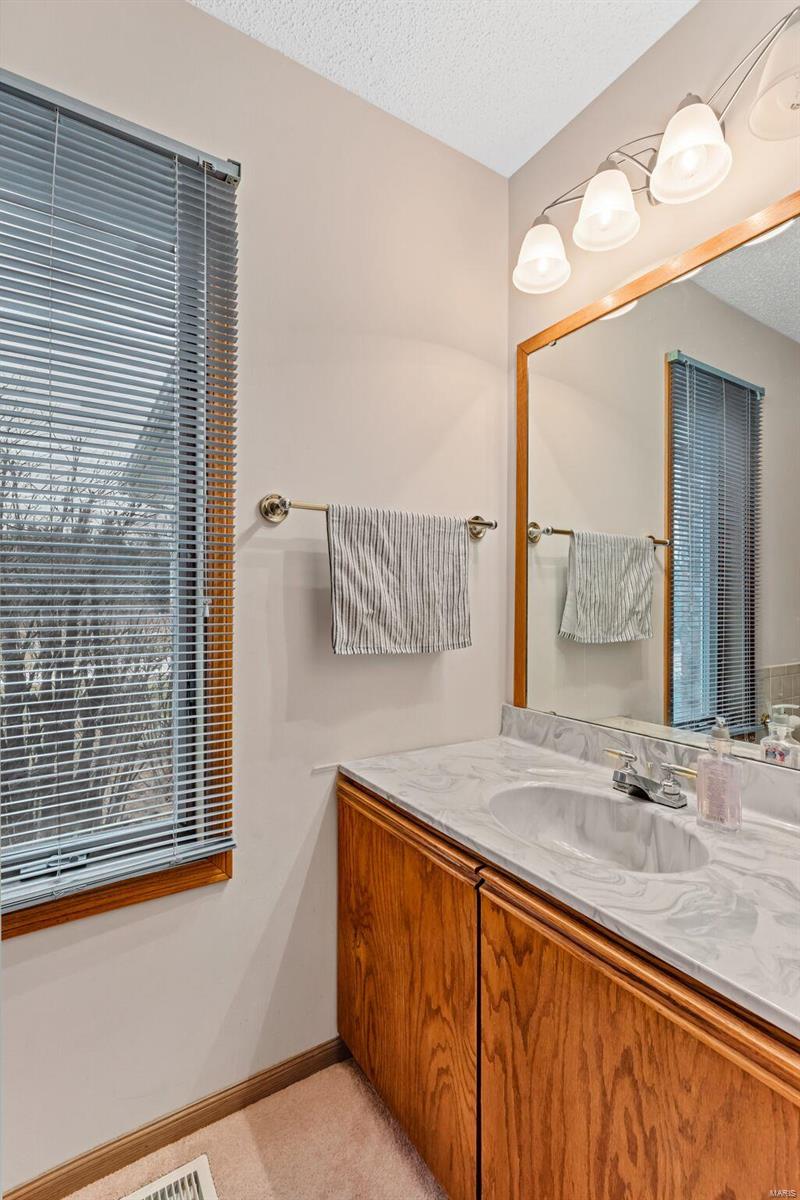 1680 Duello Road Lake St. Louis, MO 63367 - Photo 15 of 31