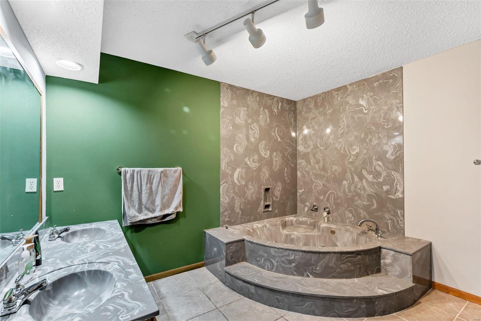 1680 Duello Road Lake St. Louis, MO 63367 - Photo 23 of 31