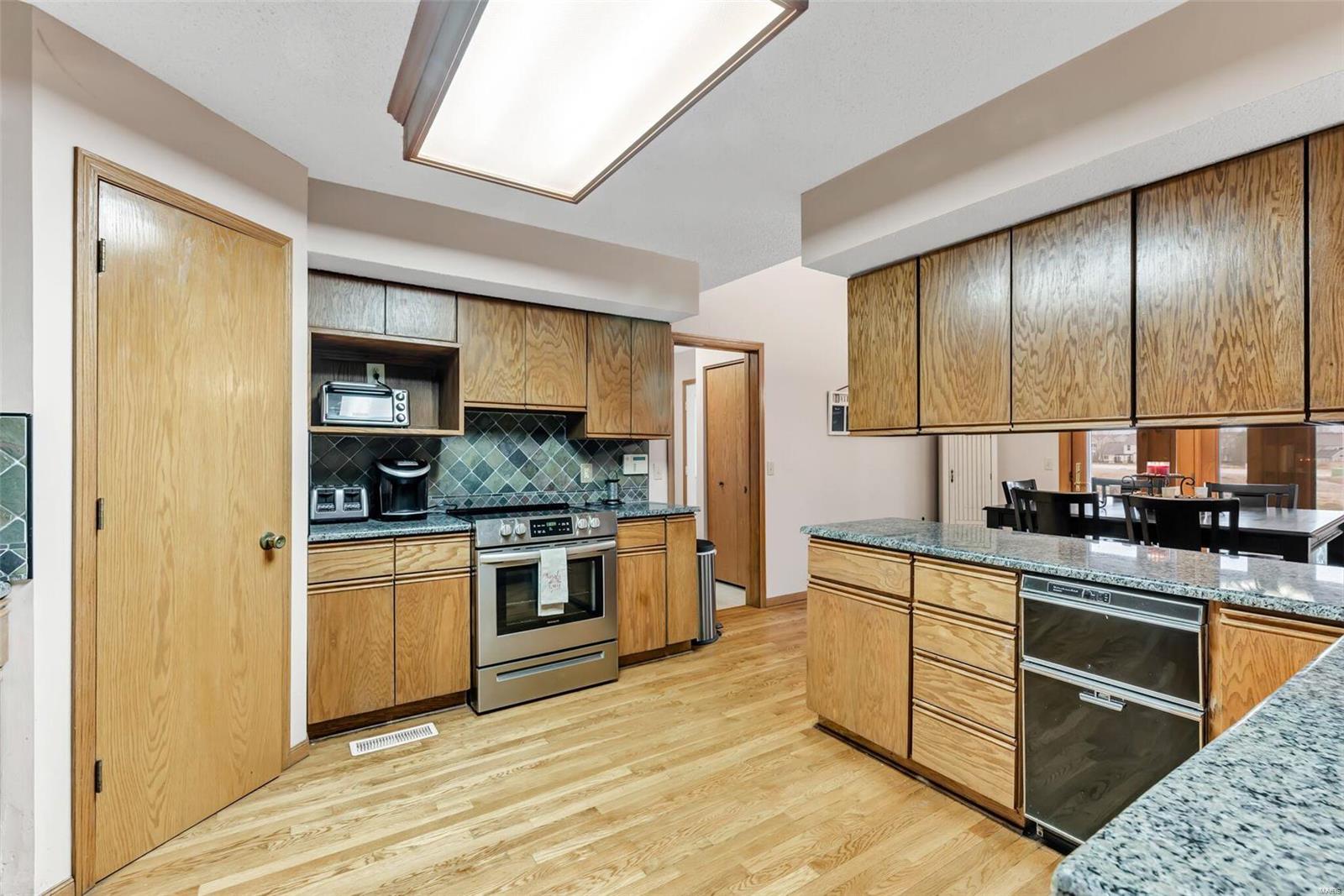 1680 Duello Road Lake St. Louis, MO 63367 - Photo 5 of 31