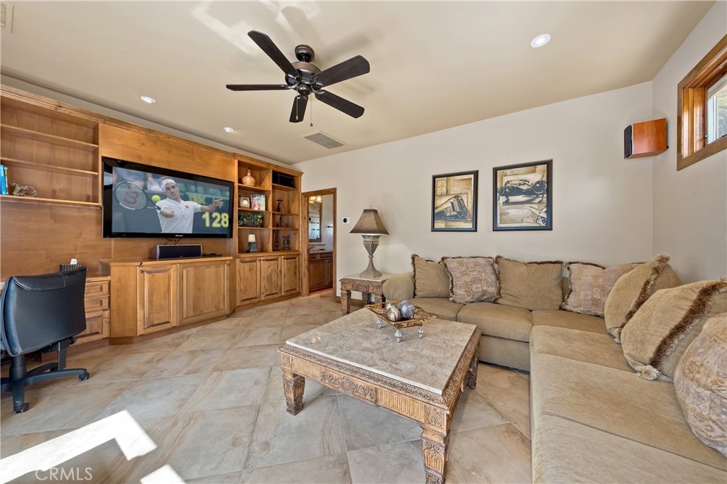 57205 Merion La Quinta, CA 92253 - Photo 26 of 53 Casita (now has new Cal King in lieu of sofa)