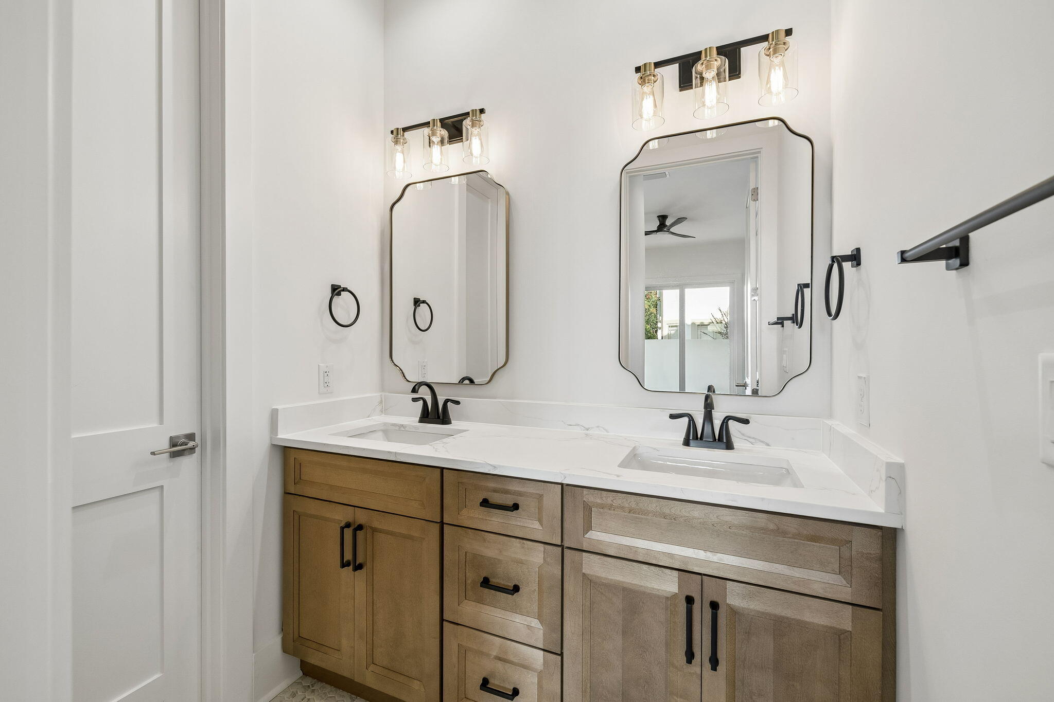230 Inverrary Drive Destin, FL 32541 - Photo 20 of 34 Master Bathroom Dbl Vanity