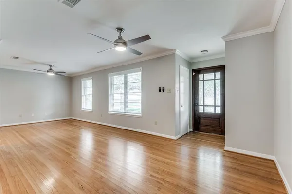 $3,200 | 2012 Atlantic Street, Dallas, TX 75208