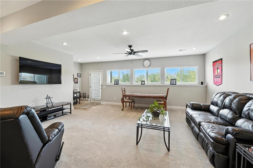 512 Sycamore Road Greenwood, MO 64034 - Photo 31 of 57