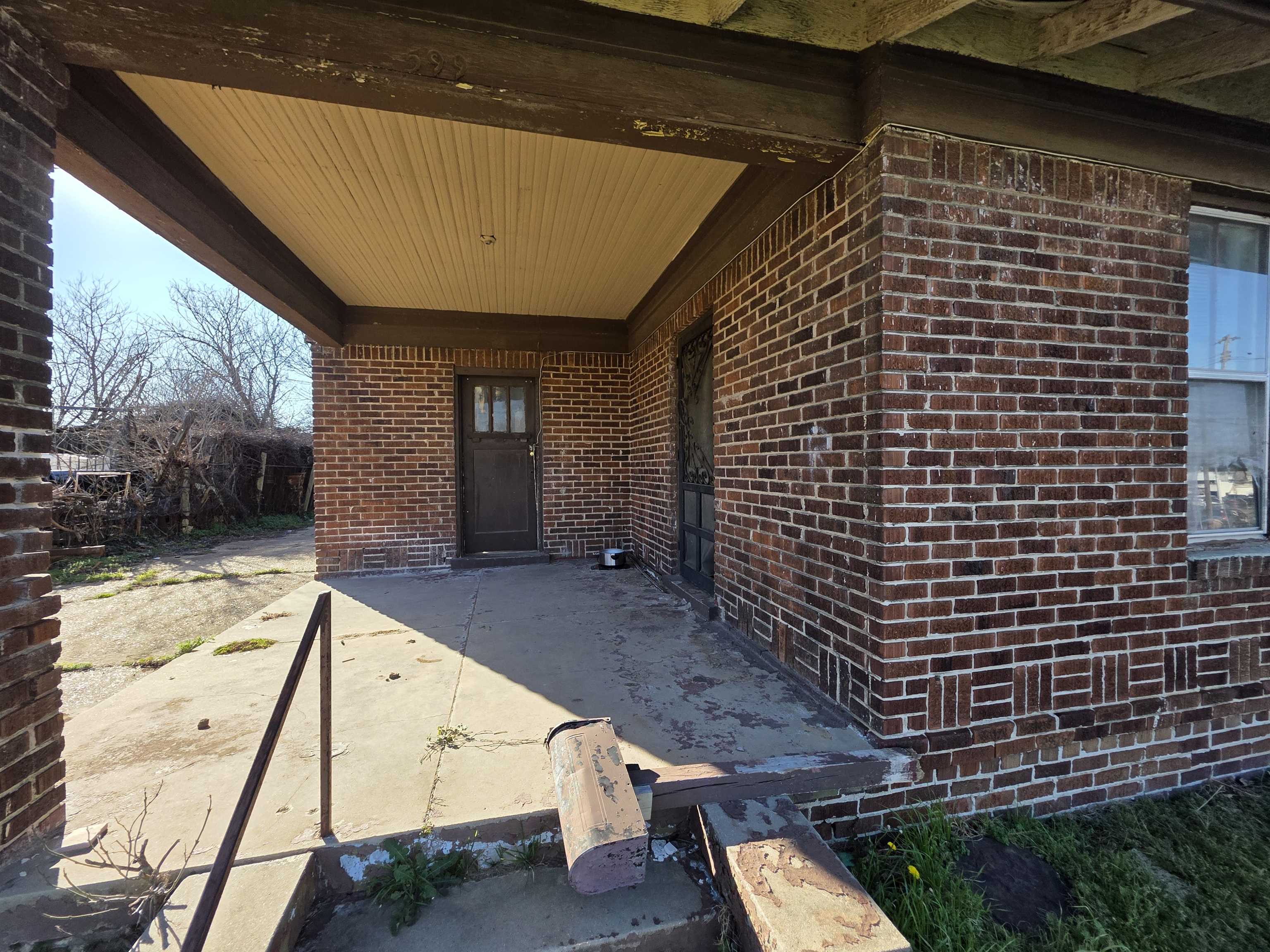 599 Lester Street Memphis, TN 38112 - Photo 3 of 15