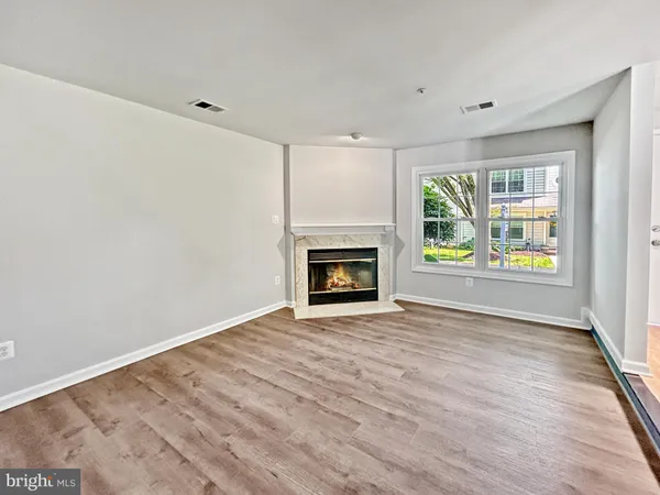 $2,599 | 19008 Amarillo Drive, Unit 150, Germantown, MD 20874