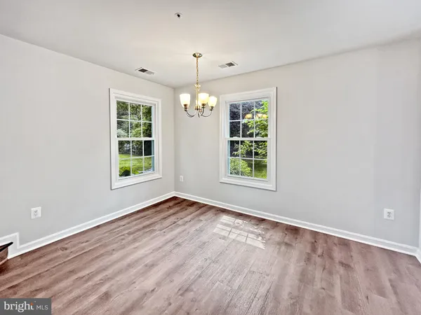 $2,599 | 19008 Amarillo Drive, Unit 150, Germantown, MD 20874