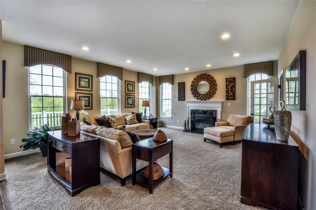 Family Room w/4' Extension, Carpeting, Gas Fireplace & Mantle, Recessed Lighting
