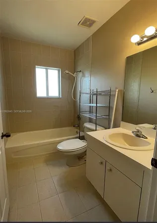 $2,750 | 390 Northeast 35th Avenue, Homestead, FL 33033