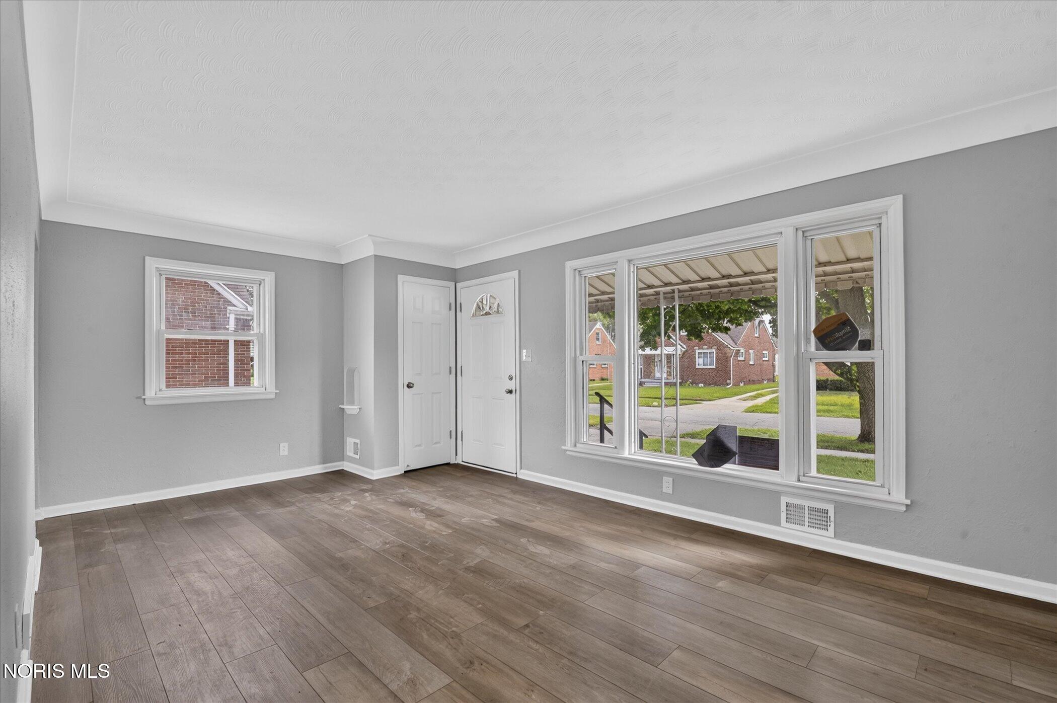 2272 Westmonte Road Toledo, OH 43607 - Photo 10 of 35 Gallery Image 10