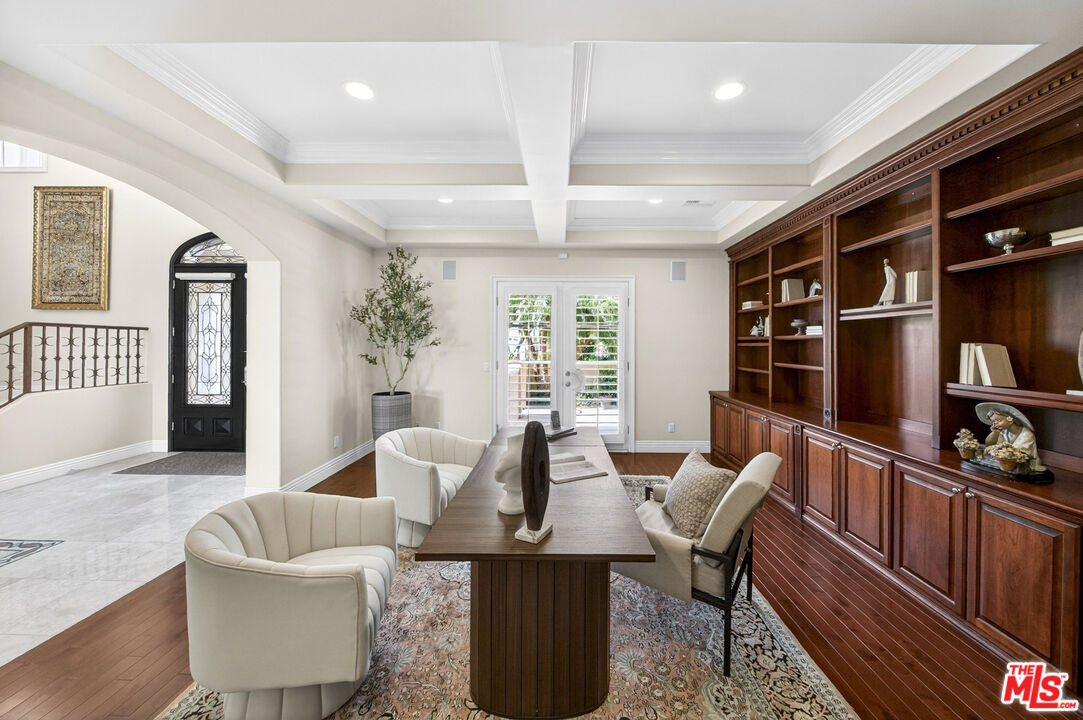 22355 South Summit Ridge Circle Chatsworth, CA 91311 - Photo 7 of 75