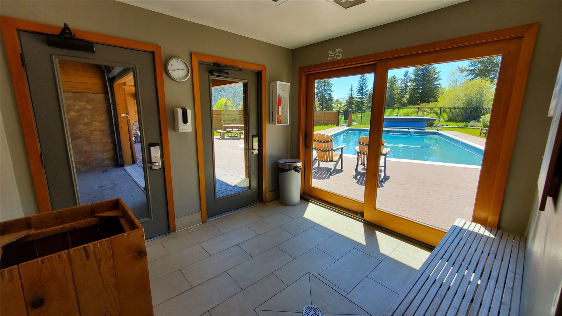 620 Tennis Club Road, Unit 1337 Keystone, CO 80435 - Photo 43 of 48 a view of a room with wooden floor and windows