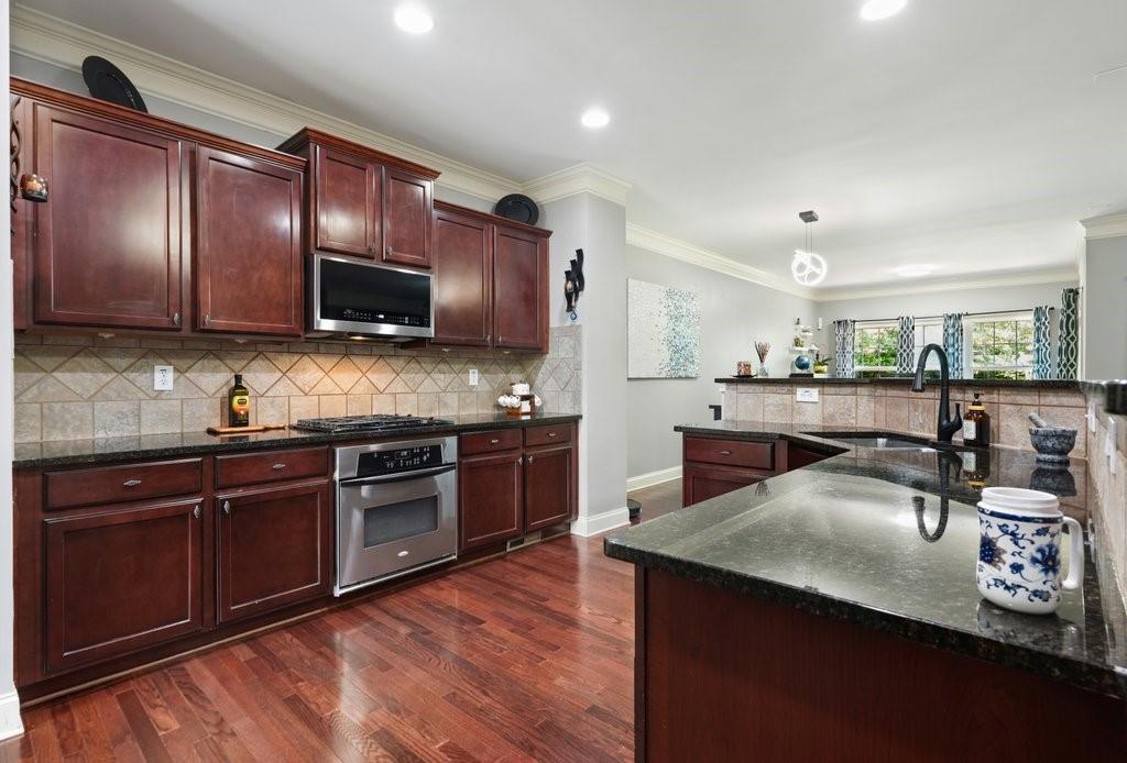 3888 Fairhill Point Alpharetta, GA 30004 - Photo 19 of 56