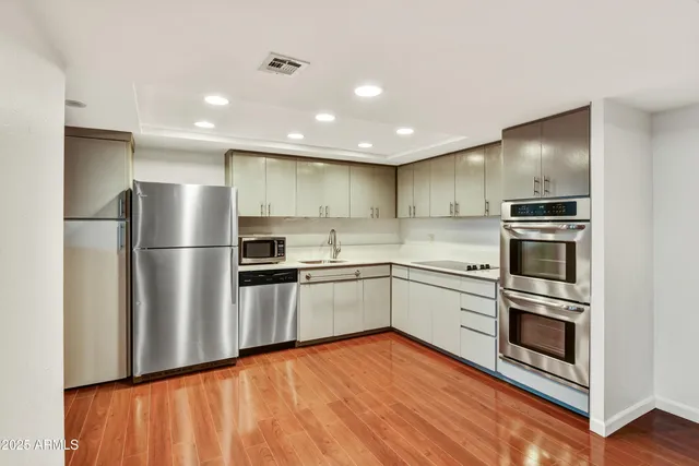 $350,000 | 2323 North Central Avenue, Unit 203, Phoenix, AZ 85004