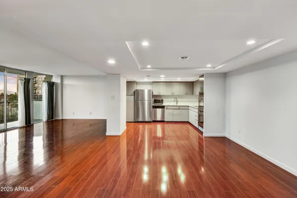 $290,000 | 2323 North Central Avenue, Unit 203, Phoenix, AZ 85004