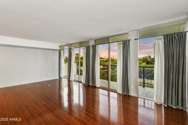 $290,000 | 2323 North Central Avenue, Unit 203, Phoenix, AZ 85004