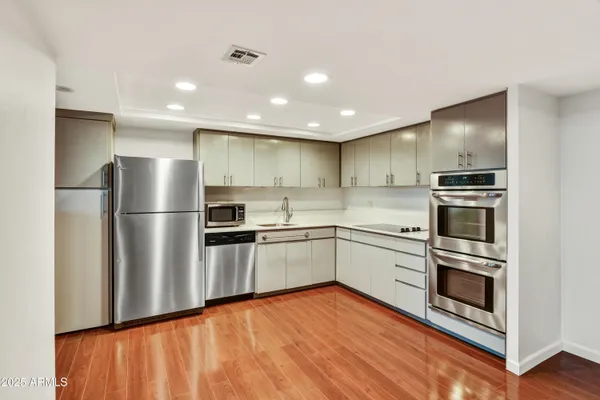 $290,000 | 2323 North Central Avenue, Unit 203, Phoenix, AZ 85004