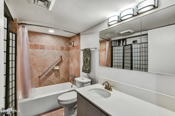 $290,000 | 2323 North Central Avenue, Unit 203, Phoenix, AZ 85004